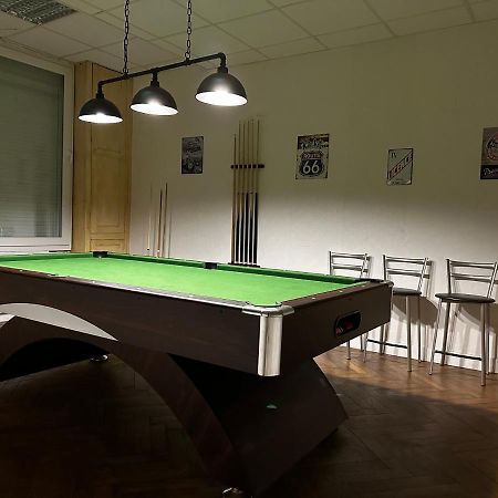 Le Jaurès 99 Appartamento Épernay Esterno foto
