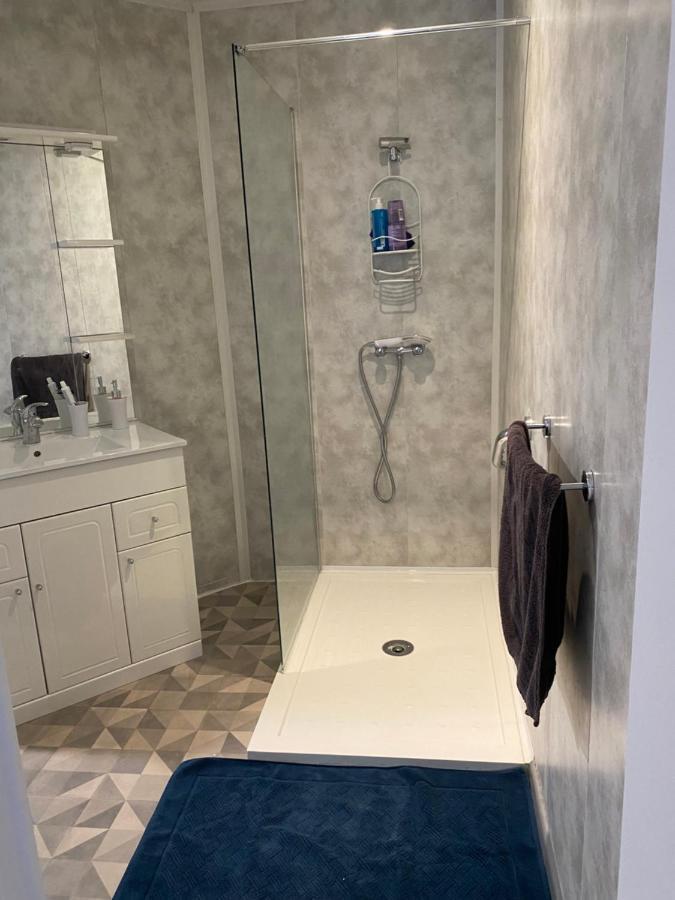 Le Jaurès 99 Appartamento Épernay Esterno foto